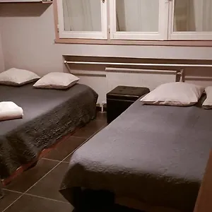 Grand Fonctionnel Et Calme Sur Lyon8 A 2 Pas Du Metro Appartement